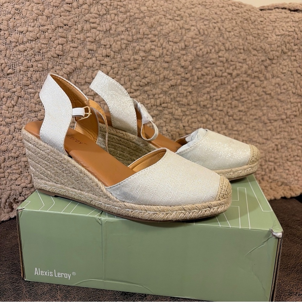 Alexis Leroy Women's Closed Toe Buckle Strap Slingback Espadrilles